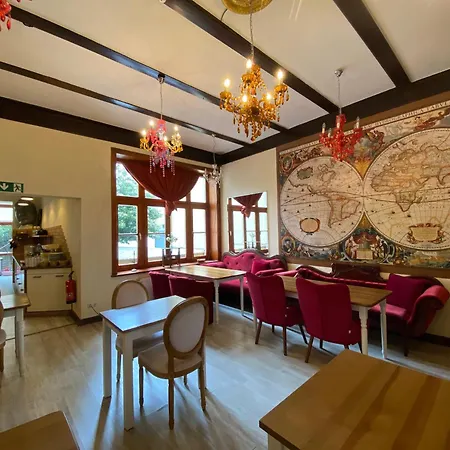 Avalon Bed&Breakfast Themen/- Nichtraucherhotel-2